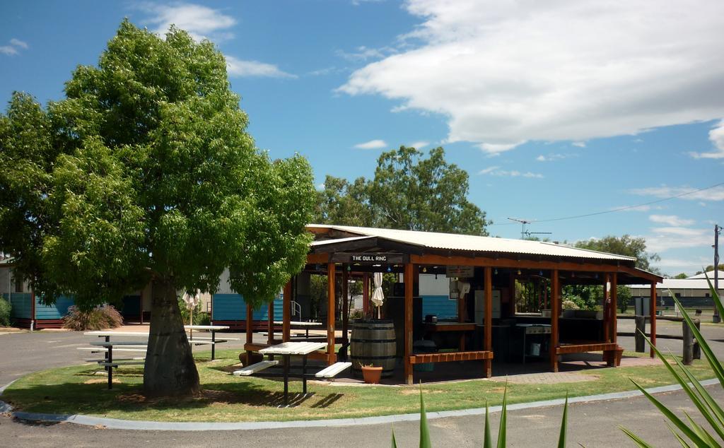 Hotel Roma Big Rig Tourist Park Exterior foto